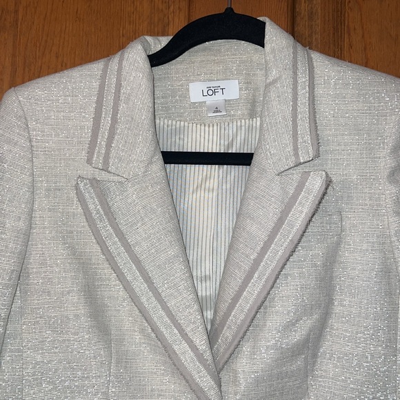 Ann Taylor LOFT Metallic Blazer Jacket, EUC Size 4 - Picture 3 of 7